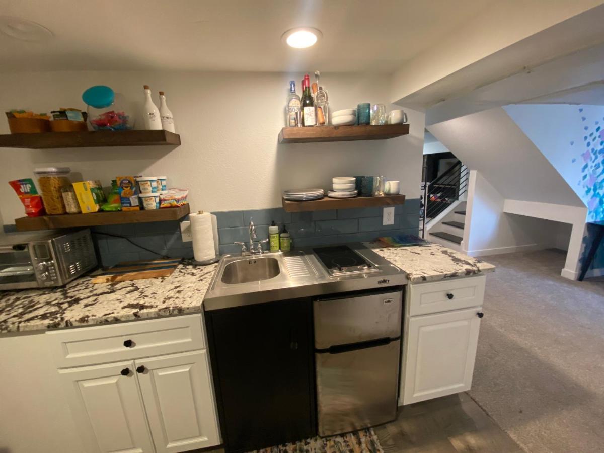 Artsy Platt Park Suite, Quick Mountain Access! Denver Ngoại thất bức ảnh